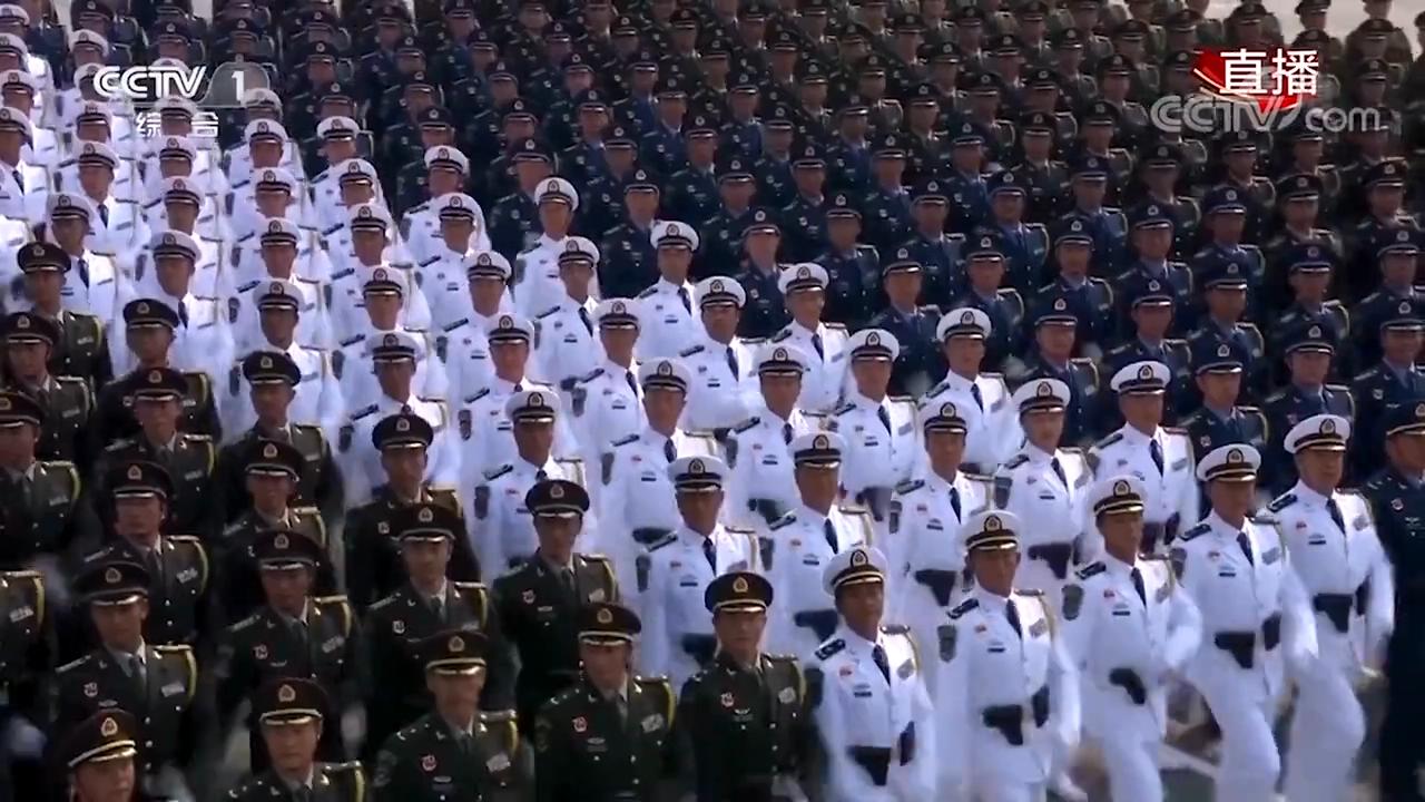 [中华人民共和国成立70周年]领导指挥方队