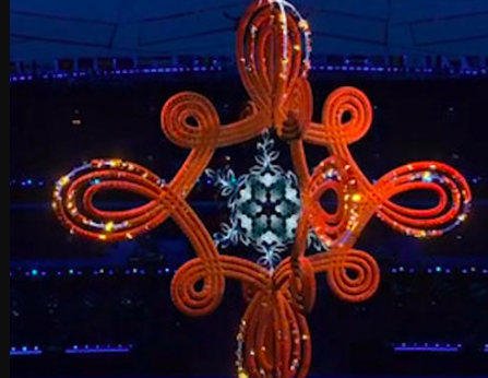 北京冬奥会闭幕式上雪花变身为中国结，这个细节藏着中国人的浪漫